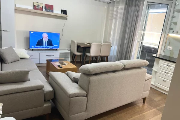 Jepet apartament 2+1 me qira tek Kompleksi Kika 2 , Komuna e Parisit#900leke#233