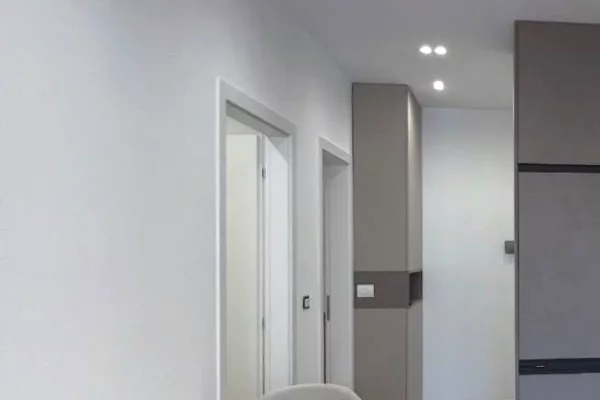 Shtepi me qera 2+1 ne Tirane - 850 Euro