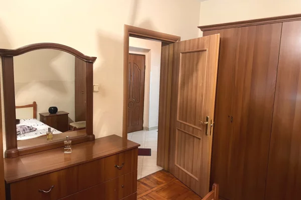 Shtepi me qera 1+1 ne Tirane - 600 Euro