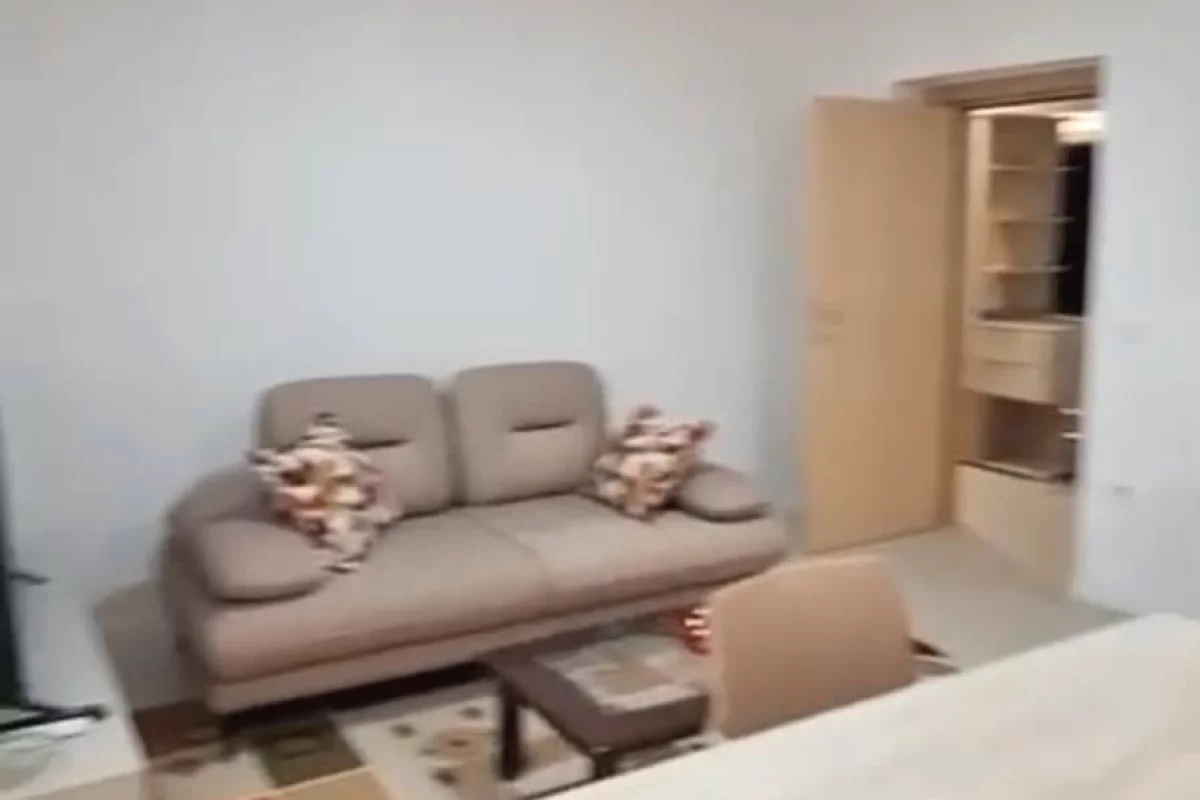 Shtepi me qera Apartament ne Tirane, 2+1, Mobilimi E mobiluar, Pagesa 650  Euro.