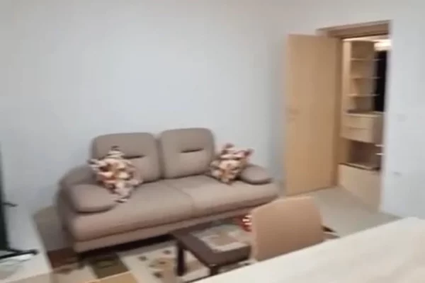 Shtepi me qera 2+1 ne Tirane - 650 Euro