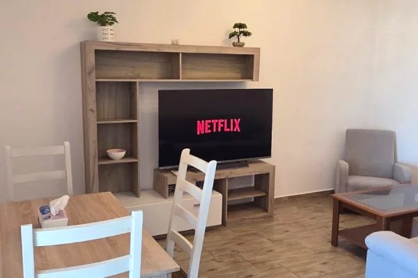 Shtepi me qera 2+1 ne Tirane - 600 Euro