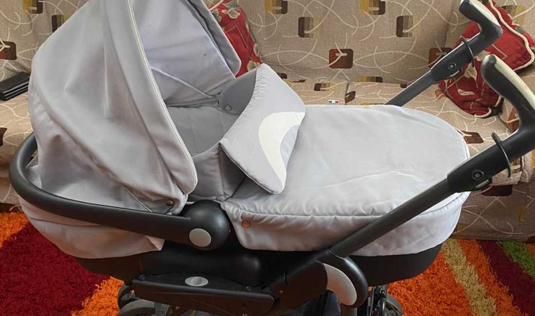 Karroce per femije me 3 pjese