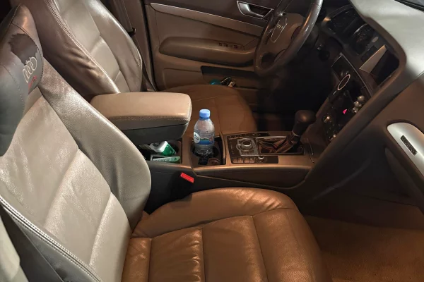 Makina ne shitje ne Tirane, Audi, 2006 Diesel,Kambio Automatik Pagesa 250,000  Leke.