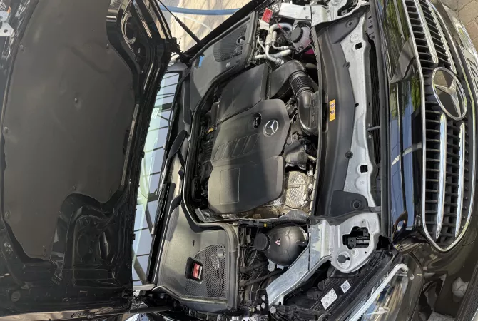 Auto in Vendita a Tirana, Mercedes-Benz, 2022 Diesel,Kambio Automatik Pagamento 33,000  Euro.