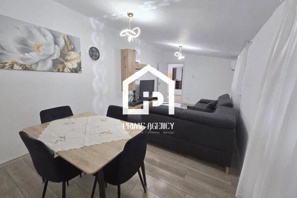 Shtepi ne shitje Apartament ne Pogradec, 1+1, Mobilimi E mobiluar, Pagesa 100,000  Euro.