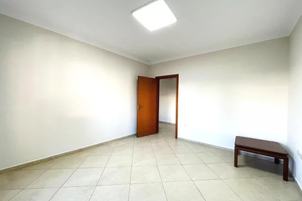 JEPET ME QIRA – Ambjent Zyrash