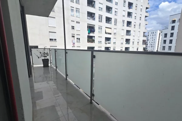 Shtepi ne shitje Apartament ne Tirane, 2+1, Mobilimi E mobiluar, Pagesa 300,000  Euro.