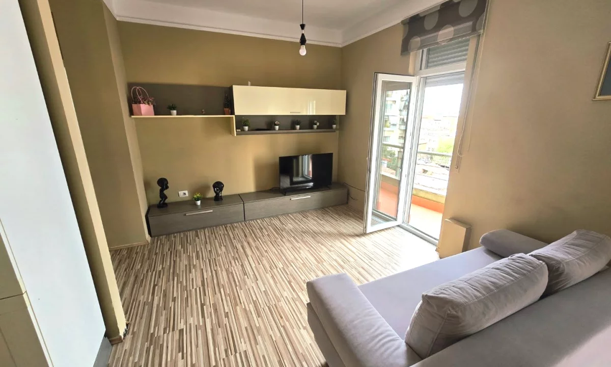 Shtepi me qera Apartament ne Tirane, 2+1, Mobilimi E mobiluar, Pagesa 70,000  Leke.