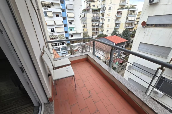 Shtepi me qera Apartament ne Tirane, 2+1, Mobilimi E mobiluar, Pagesa 70,000  Leke.