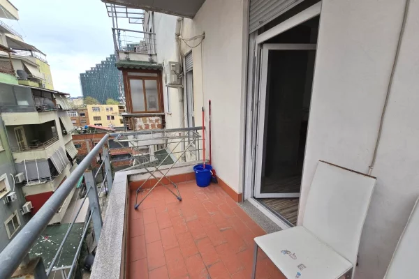 Shtepi me qera Apartament ne Tirane, 2+1, Mobilimi E mobiluar, Pagesa 70,000  Leke.