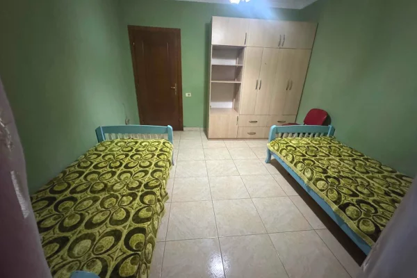 Shtepi me qera Apartament ne Tirane, 2+1, Mobilimi E mobiluar, Pagesa 550  Euro.