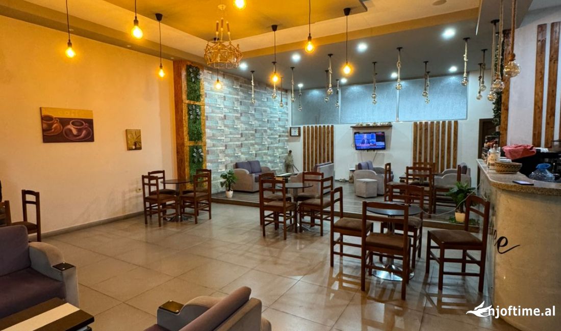 Lokal me qera ne Kamez (Rruge Kryesore) VR012