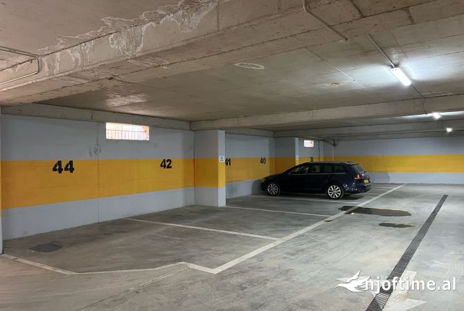 Ambient biznesi me qera 