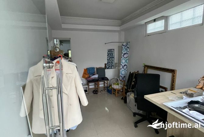 Ambient biznesi me qera 