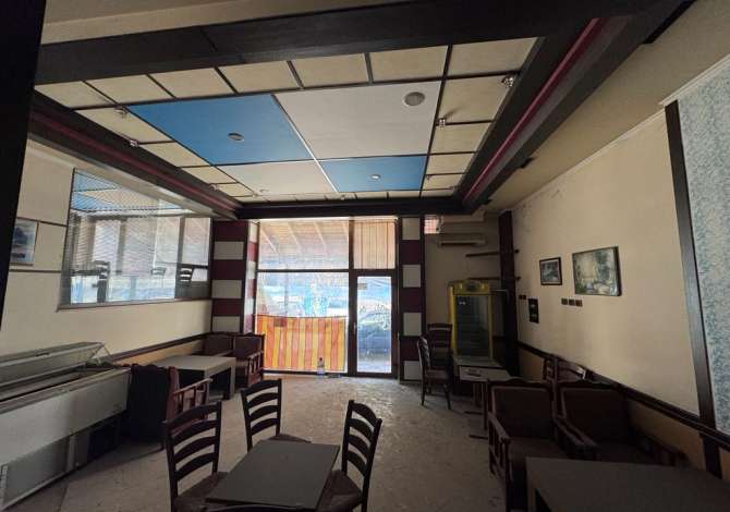 Shitet lokali me te gjitha paisjet e nevojshme 