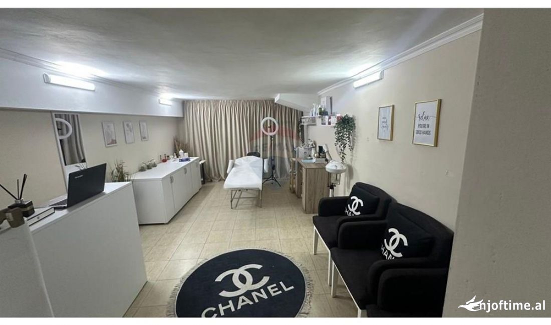 AMBJENT PER SHITJE NE BLLOK