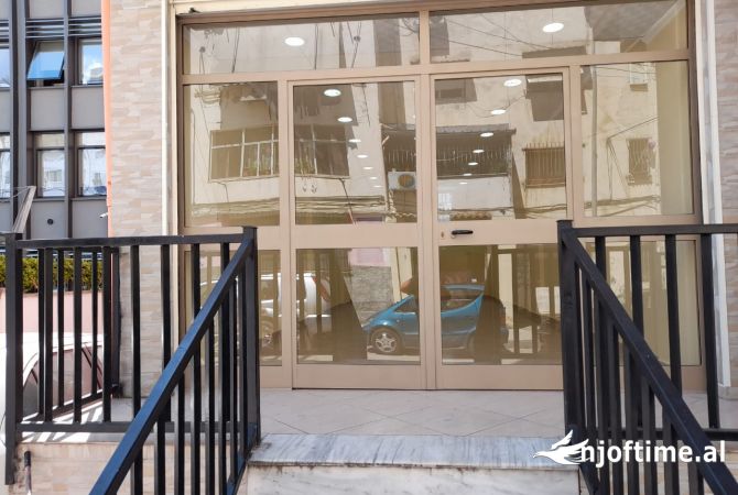 Business Property in Sale 1+1 in Tirana - 155,000 Euro