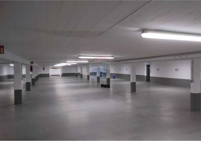 Business Property in Sale 4+1 in Tirana - 255,000 Euro