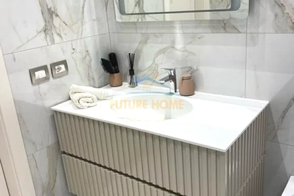 Shtepi ne shitje Apartament ne Tirane, 2+1, Mobilimi E mobiluar, Pagesa 355,000  Euro.