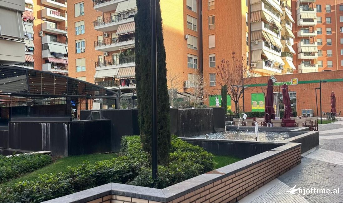 Ambjent biznesi me qira kati 0 ne Delijorgj