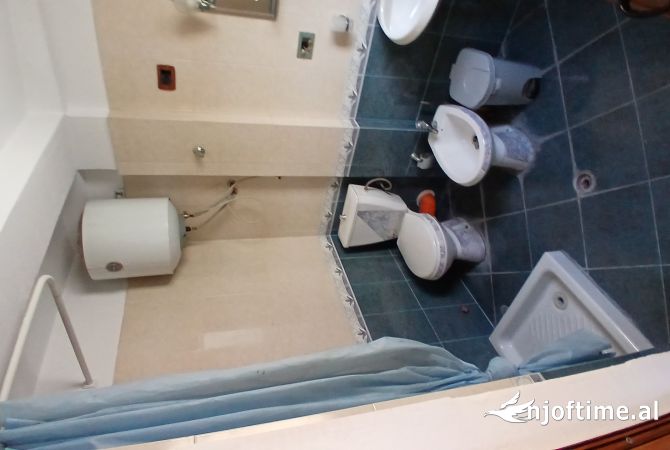 JEPET ME QIRA AMBIENT PER ZYRA NE BLLOK!