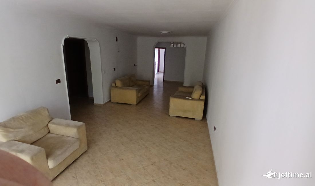 JEPET ME QIRA AMBIENT PER ZYRA NE BLLOK!