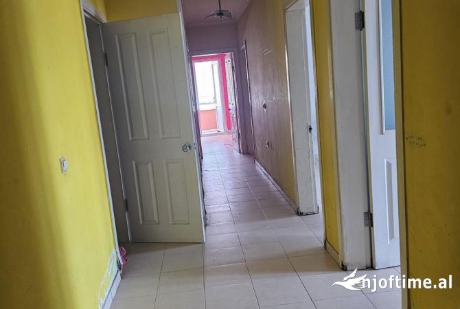 Appartamento in vendita a Tirana 3+1, Arredato