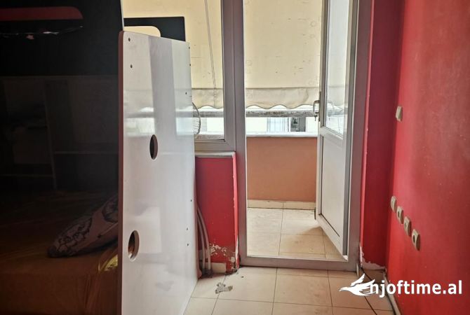 Appartamento in vendita a Tirana 3+1, Arredato