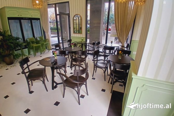 JEPET ME QIRA BAKERY-COFFEE TEK KOMPLEKSI ASL