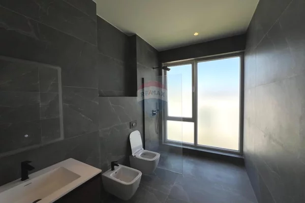 Shtepi me qera Vila Luksoze ne Tirane, 4+1, Mobilimi E mobiluar, Pagesa 4,000  Euro.