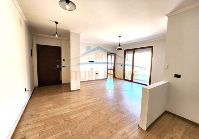 Business Property for Rent 3+1 in Tirana - 900 Euro