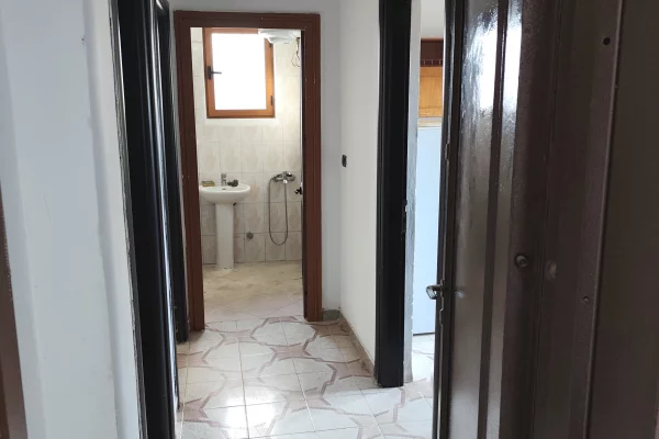 House for Rent 2+1 in Tirana - 30,000 Leke