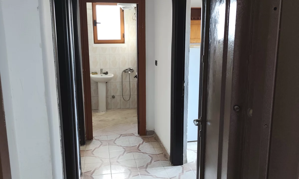 Apartment for rent in Tirana 2+1, In Part