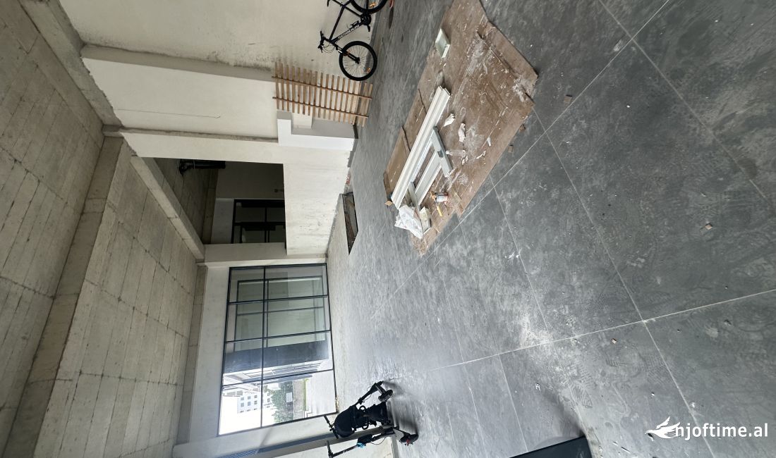 Ambjen biznesi per qira