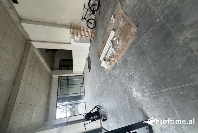 Ambjen biznesi per qira