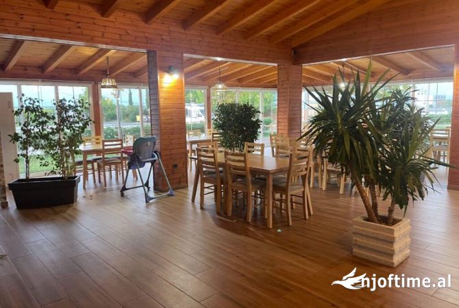 Ambiente Commerciale in Vendita 2+1 a Alessio - 550,000 Euro