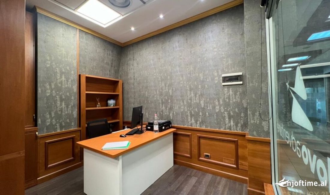 Zyre me qera te Kullat Binjake 650 Euro