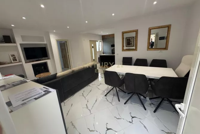 Shtepi me qera Shtepi Private ne Tirane, 2+1, Mobilimi E mobiluar, Pagesa 600  Euro.