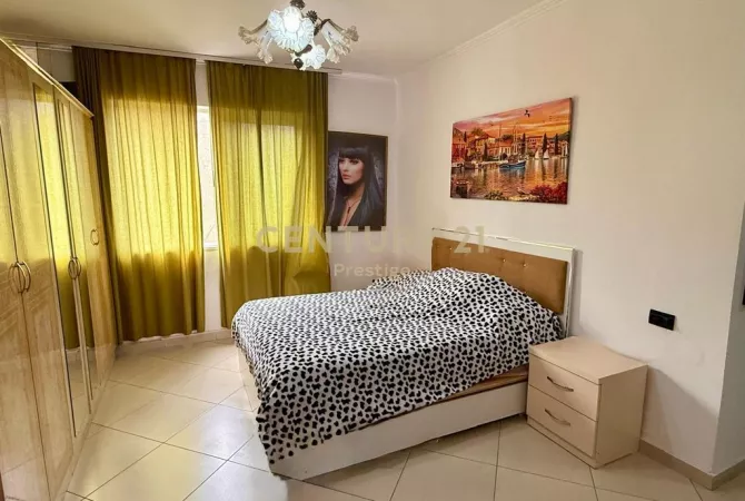 Shtepi me qera Apartament ne Tirane, 1+1, Mobilimi E mobiluar, Pagesa 550  Euro.