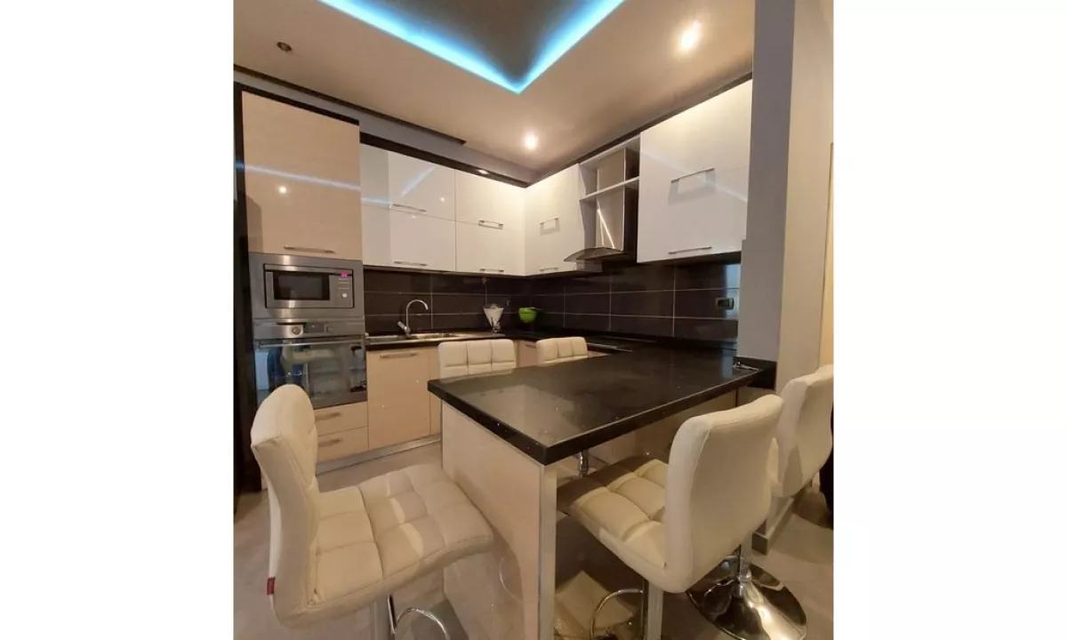Shtepi ne shitje Apartament ne Tirane, 2+1, Mobilimi E mobiluar, Pagesa 135,000  Euro.