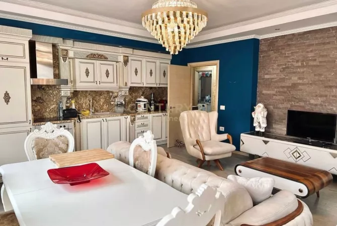 Shtepi ne shitje Apartament ne Tirane, 2+1, Mobilimi E mobiluar, Pagesa 160,000  Euro.