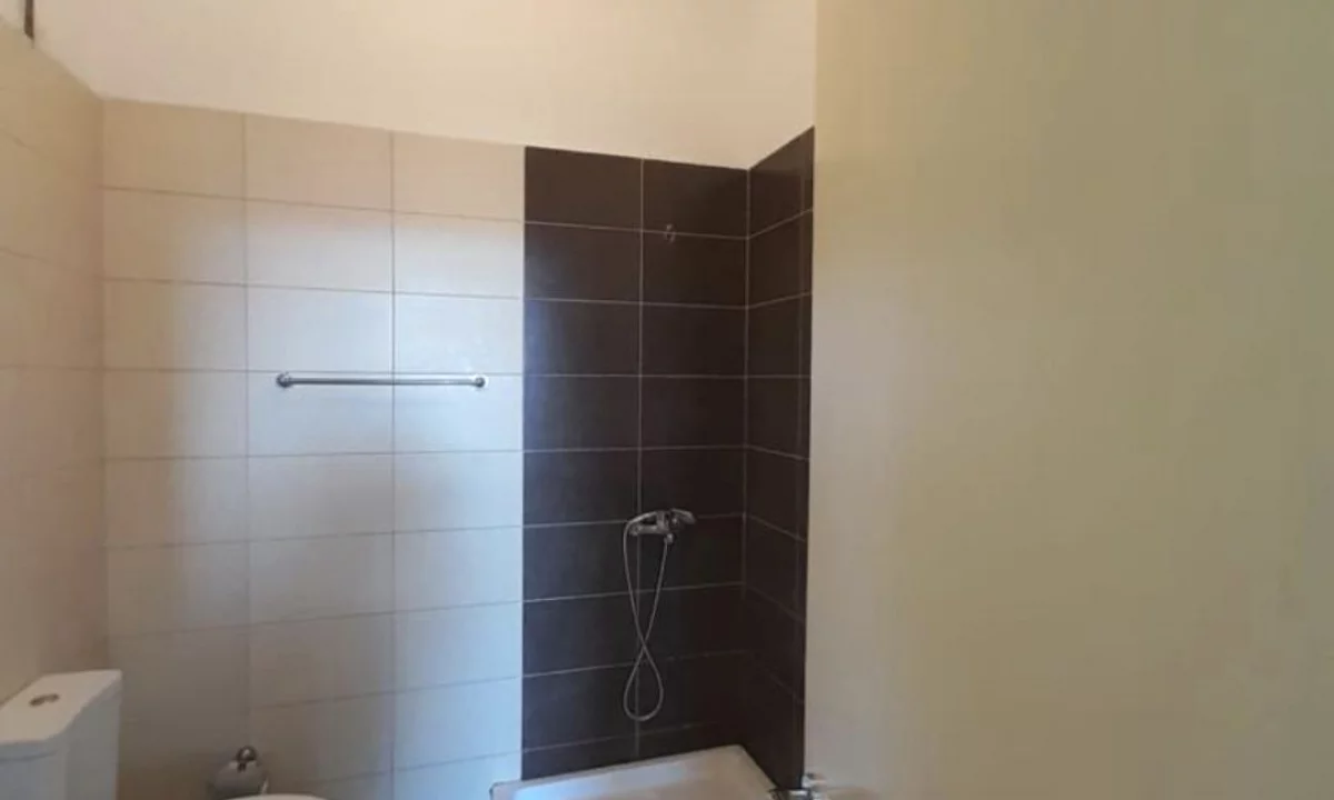 Shtepi me qera Apartament ne Tirane, 2+1, Mobilimi E mobiluar, Pagesa 451  Euro.