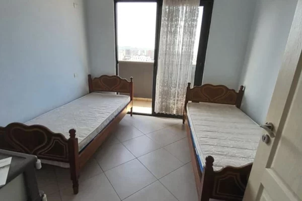 Shtepi me qera Apartament ne Tirane, 2+1, Mobilimi E mobiluar, Pagesa 451  Euro.