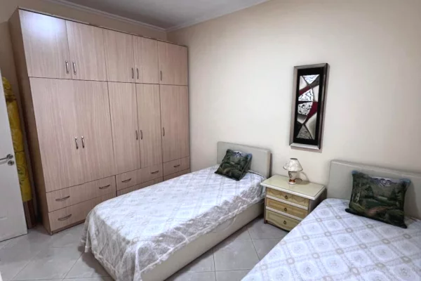 Shtepi me qera Apartament ne Tirane, 1+1, Mobilimi E mobiluar, Pagesa 505  Euro.