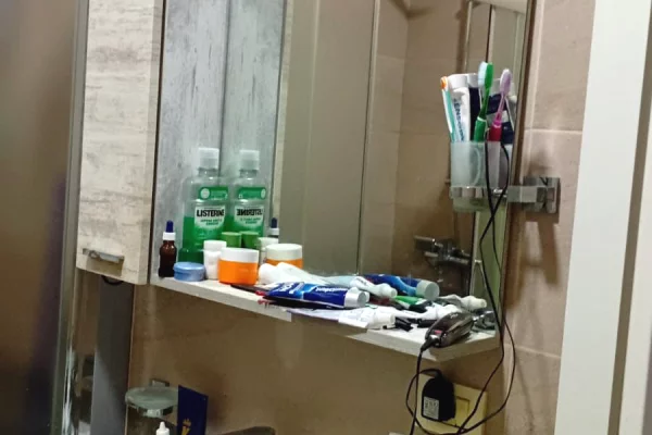 Shtepi ne shitje Apartament ne Tirane, 2+1, Mobilimi E mobiluar, Pagesa 220,000  Euro.