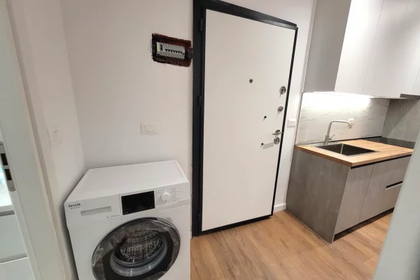 Shtepi me qera Apartament ne Tirane, 1+1, Mobilimi E mobiluar, Pagesa 550  Euro.