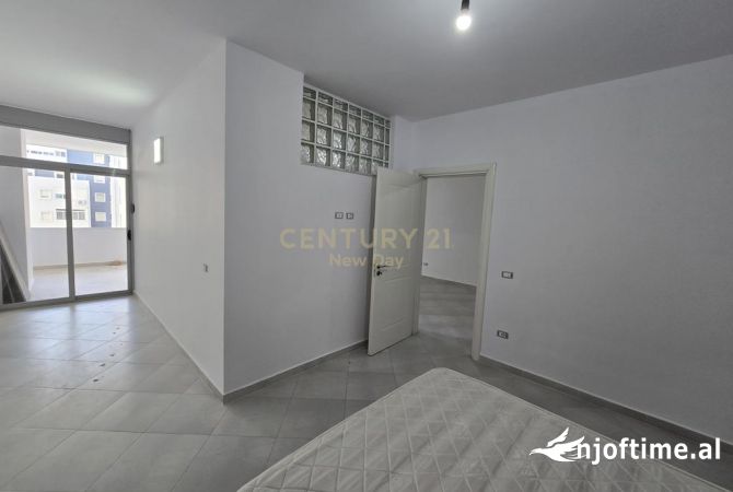Apartment for rent in Durres 2+1, In Part