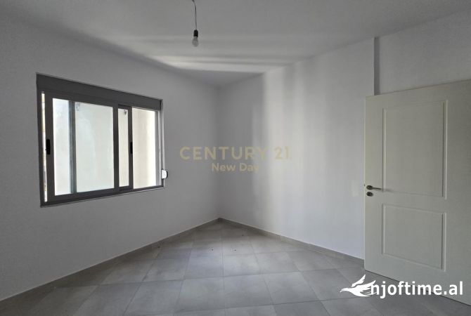 Apartment for rent in Durres 2+1, In Part