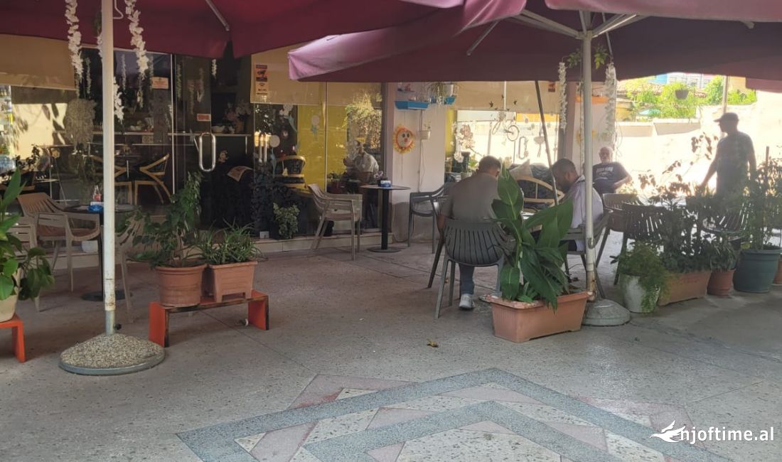 Shitet ambjent biznesi prane shkolles Sami Frasheri 